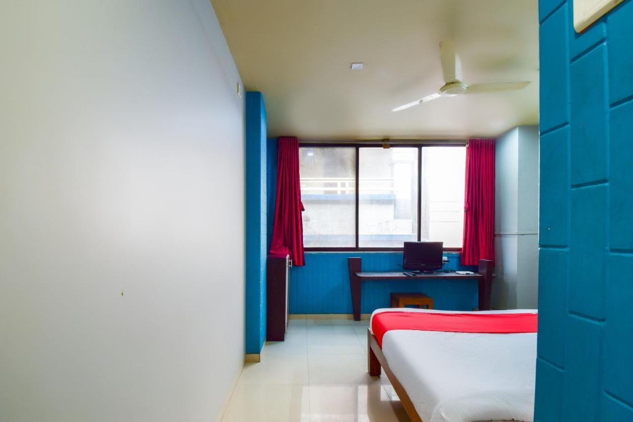 Oyo 67509 Hotel Tukson Narayangaon Εξωτερικό φωτογραφία