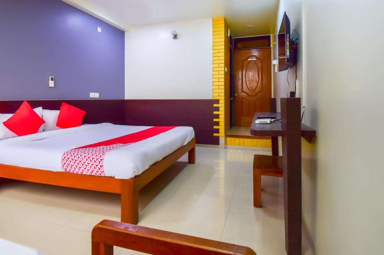 Oyo 67509 Hotel Tukson Narayangaon Εξωτερικό φωτογραφία