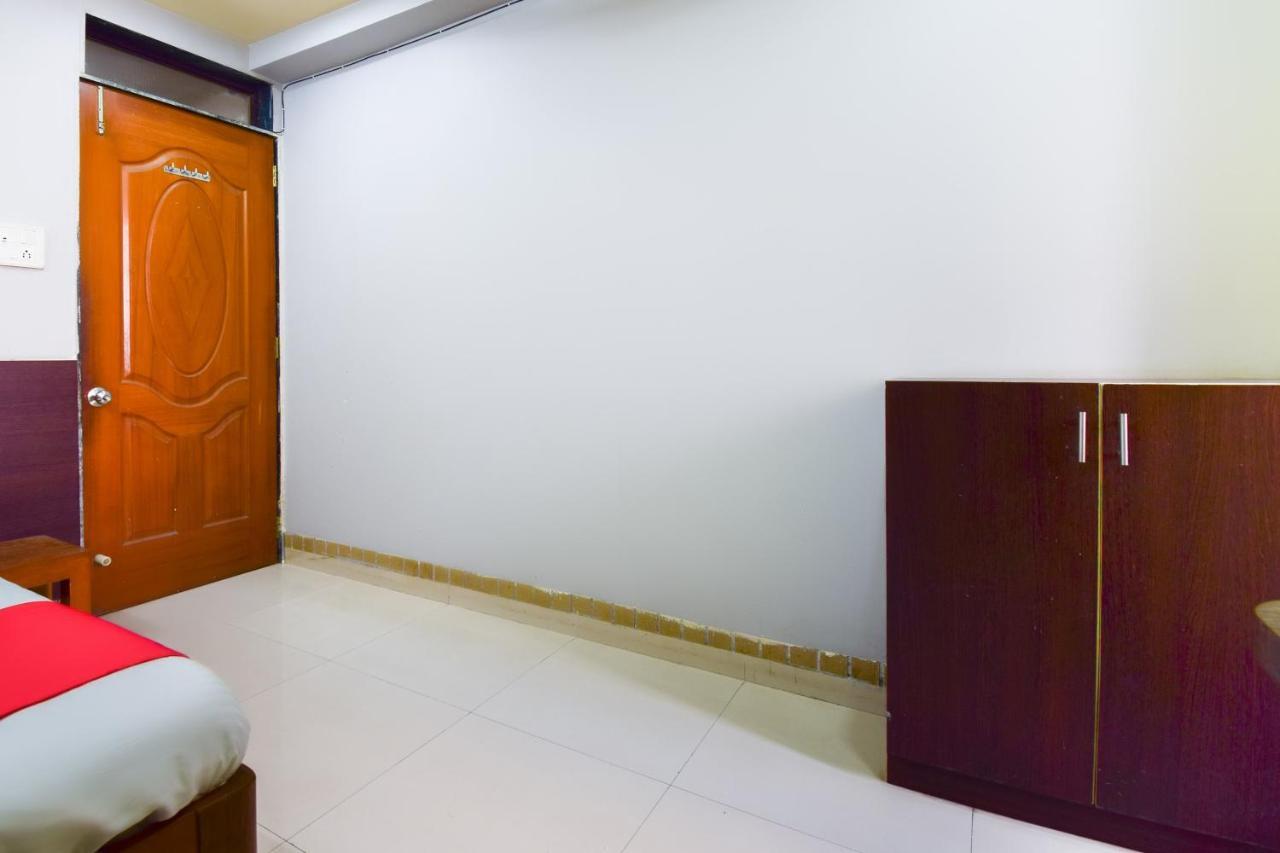 Oyo 67509 Hotel Tukson Narayangaon Εξωτερικό φωτογραφία